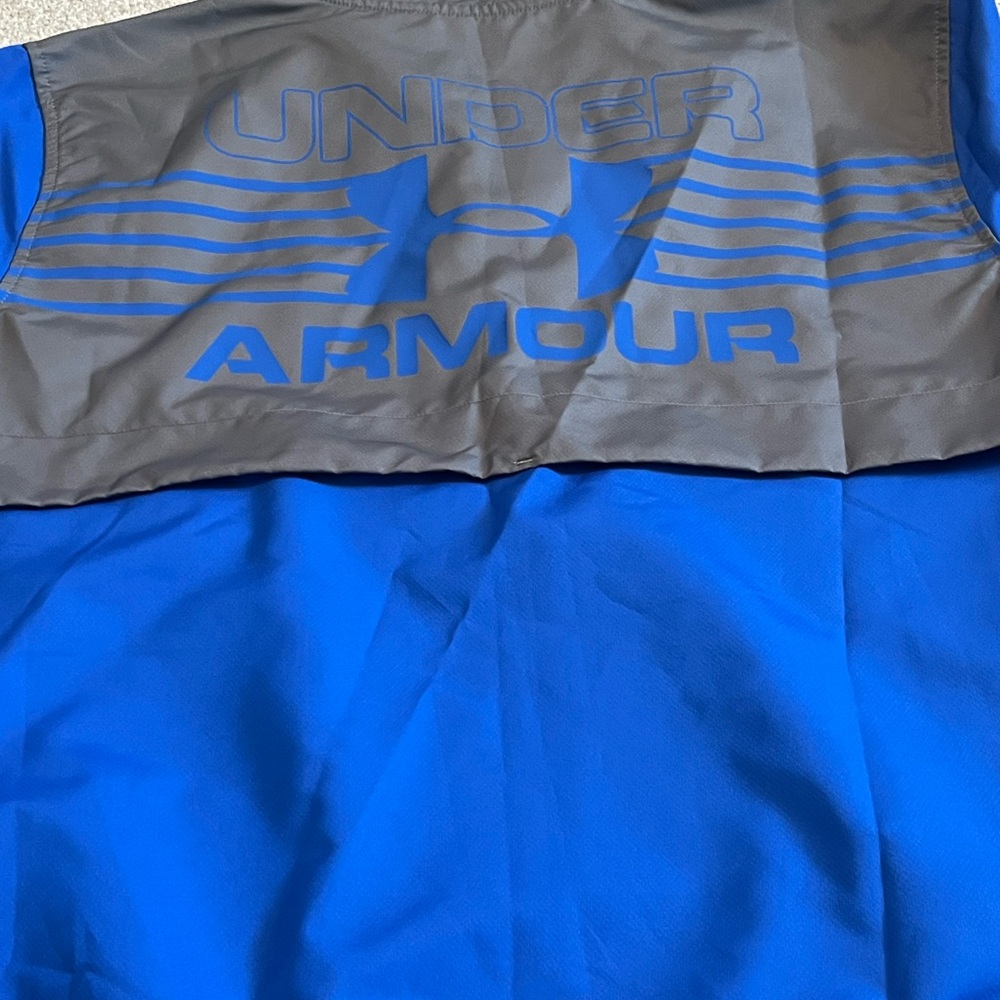 Under Armour boys Windbreaker in blue and gray, half zip with elastic waist - Picture 12 of 16